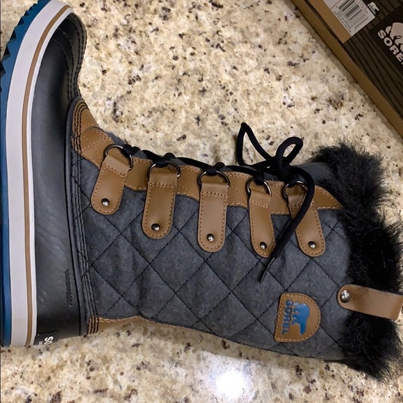 Sorel women’s boots - Tofino Felt - size 7 - Picture 4 of 6